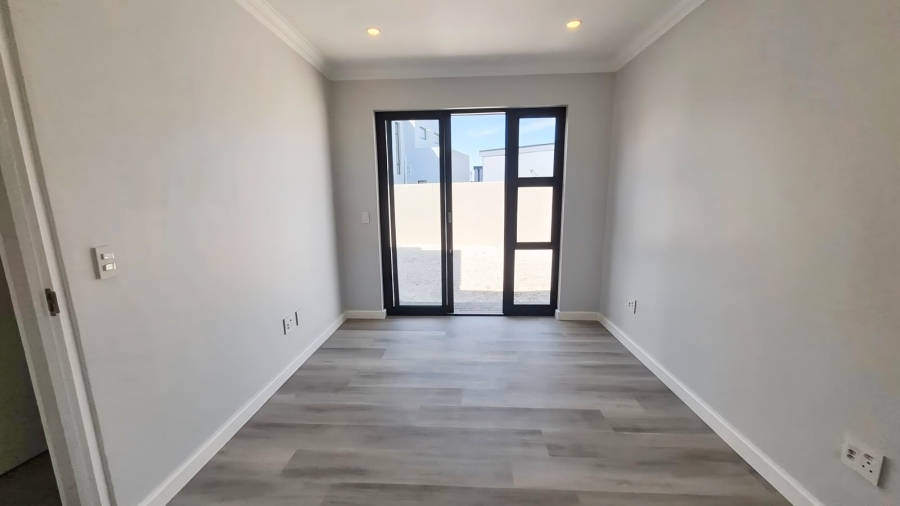 4 Bedroom Property for Sale in Sandown Western Cape